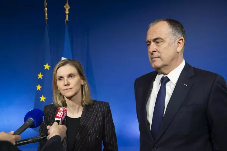 Agnès Pannier-Runacher, secrétaire d’État auprès du ministre de l’Économie et des Finances, et Didier Guillaume, ministre de l’Agriculture.