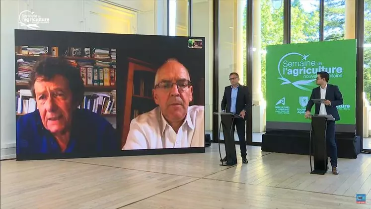 De gauche à droite, les experts Jean Viard et Christian Huyghe en liaison vidéo, le journaliste de Sud Ouest Stéphane Vacchiani en plateau, et l’animateur Eric Dournès.