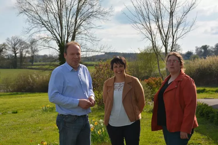 Christian Arvis, président de la FDSEA de la Creuse, Séverine Bry, secrétaire générale, et Emmanuelle Poirier, trésorière.