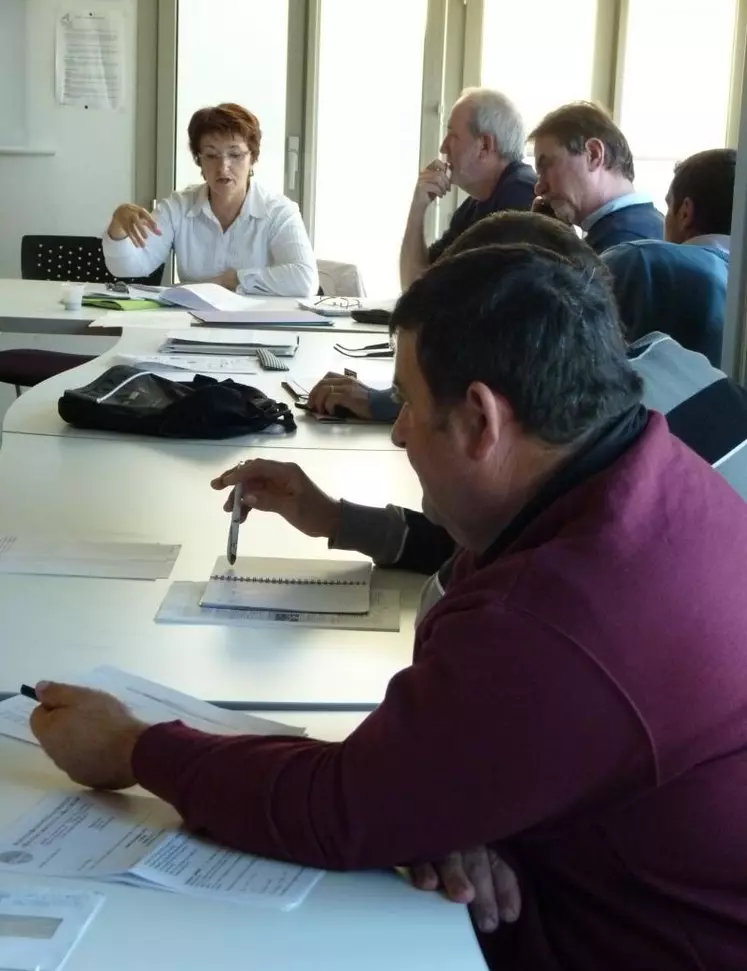 Avant la visite d’exploitation Christiane Lambert a rencontré les responsables syndicaux de Haute-Vienne.