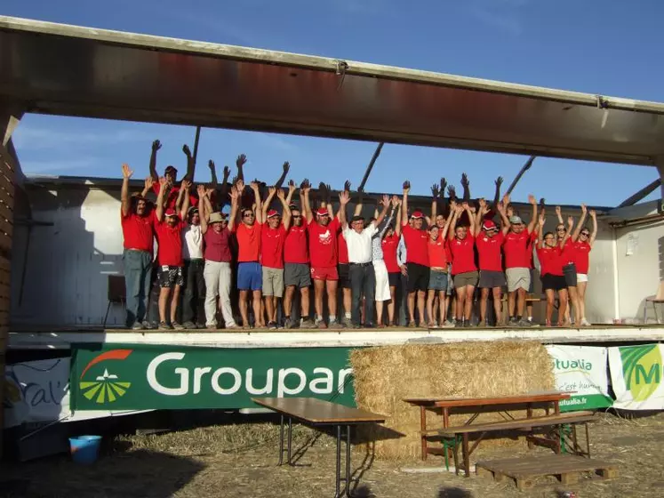 Les jeunes agriculteurs de l’inter canton de Riom, emmenés par leur président Mathieu Trillon, ont réussi le défi d’organiser les concours de labours départemental et régional au cœur de la Limagne.