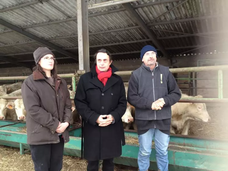 Jean-Philippe Viollet, président de la Chambre d’agriculture de la Creuse, avait donné rendez-vous sur l’exploitation de Pierre et Marie Chartron, à Évaux-les-Bains.