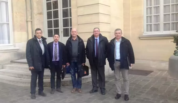 Xavier Beulin, Pascal Lerousseau, Gilbert Mazaud, Jean-Pierre Fleury et Patrick Bénézit ont été reçus à Matignon.