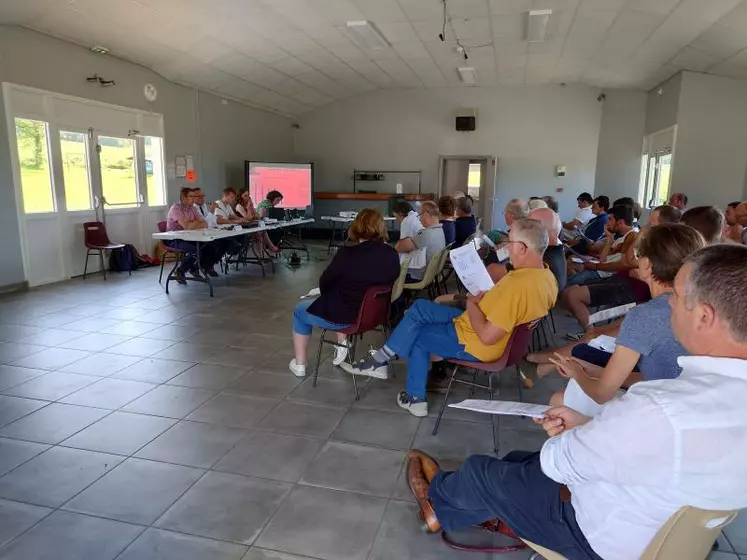 Les sélectionneurs charollais sont venus de toute la France.