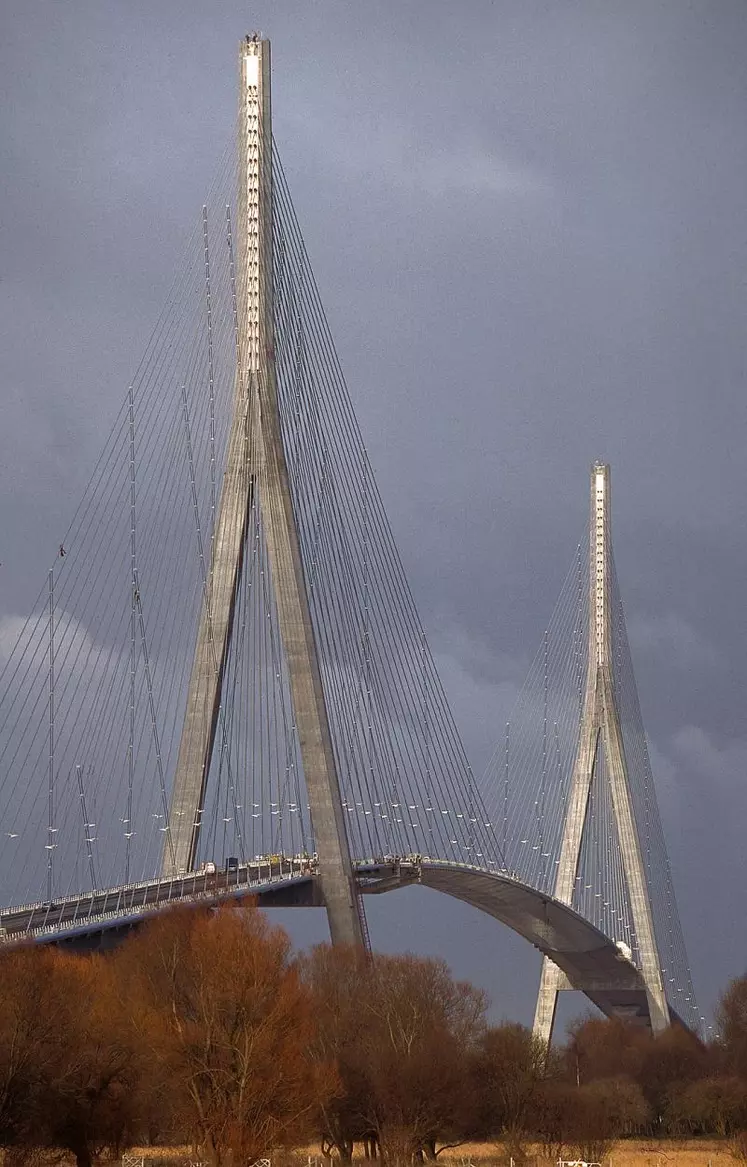 Le pont de Normandie fera partie des étapes de l’excursion.