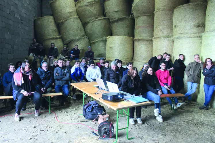 Les jeunes étaient réunis pour s'informer sur la nouvelle DJA et sur le dispositif d'installation.