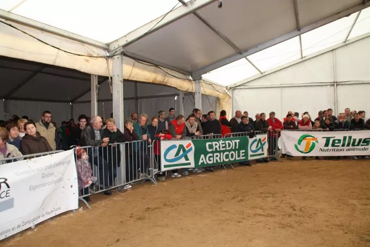 Un public de passionnés d'élevage.