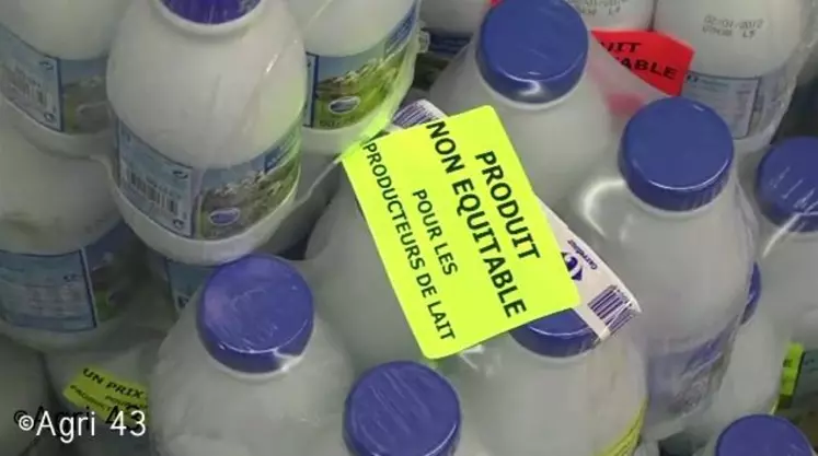 "Stickage" des produits laitiers par les éleveurs