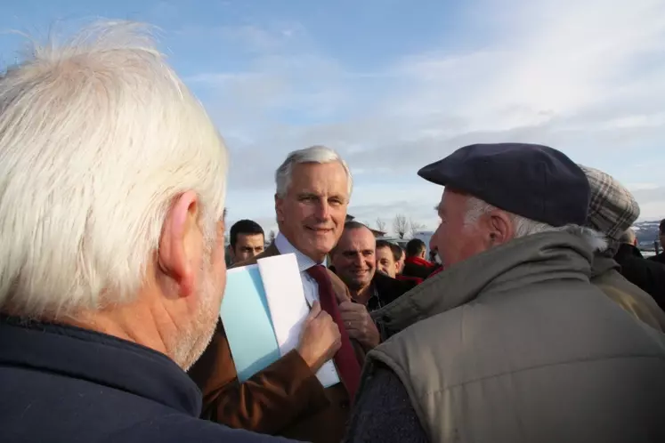 Michel Barnier à l'écoute des agriculteurs.