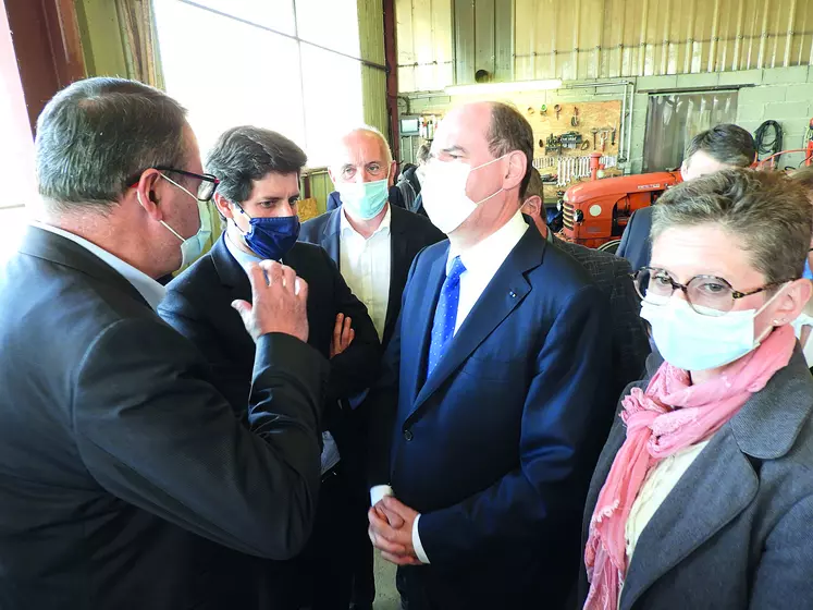 Julien Denormandie aux côtés du premier Ministre, Jean Casteix.