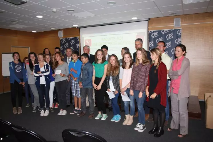 Les élèves du collège St Régis-St Michle ont gagné le 1er prix du concours «Raconte-moi une entreprise agricole».