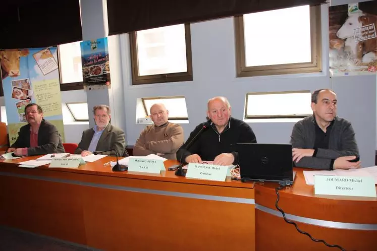 De gauche à droite : Michel Chouvier, Bernard Meyronneinc, Robert Laffont, Michel Ramousse et Michel Joumard.