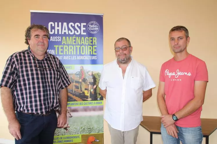 Gilles Fombelle directeur de la FDC, Louis Garnier, président
et Hugues Giraud, technicien.