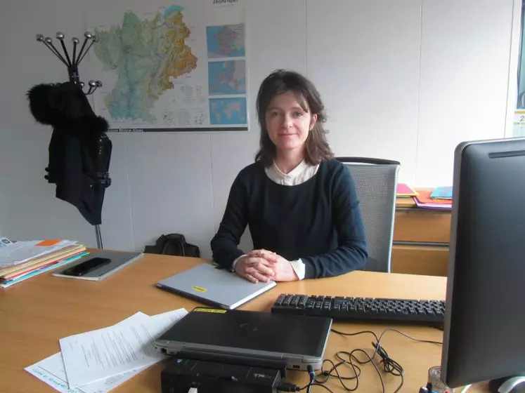 Émilie Bonnivard, 
vice-présidente de la Région Auvergne-Rhône-Alpes 
en charge de l’agriculture : «Le loup et le pastoralisme ne peuvent pas cohabiter».