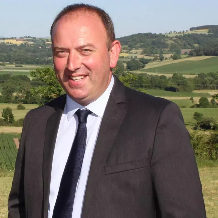 Sénateur de Haute-Loire, Laurent Duplomb, est membre de la commission des affaires économiques, et rapporteur du budget dans le projet de loi de finance sur l’agriculture au Sénat.