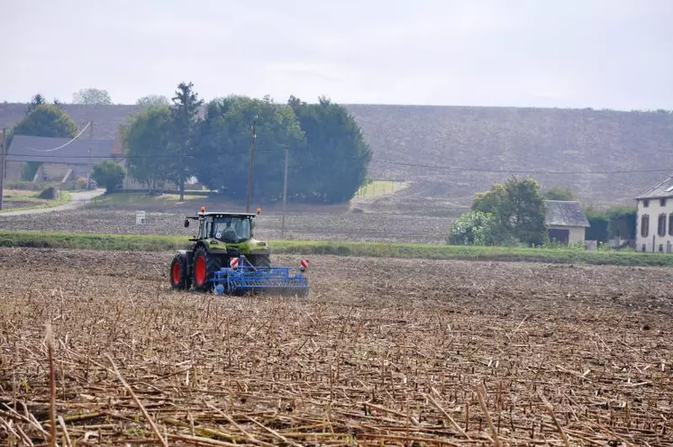 En dix ans, le prix des terres agricoles en France a augmenté en moyenne de 32,8 %, et il a doublé depuis 1996.