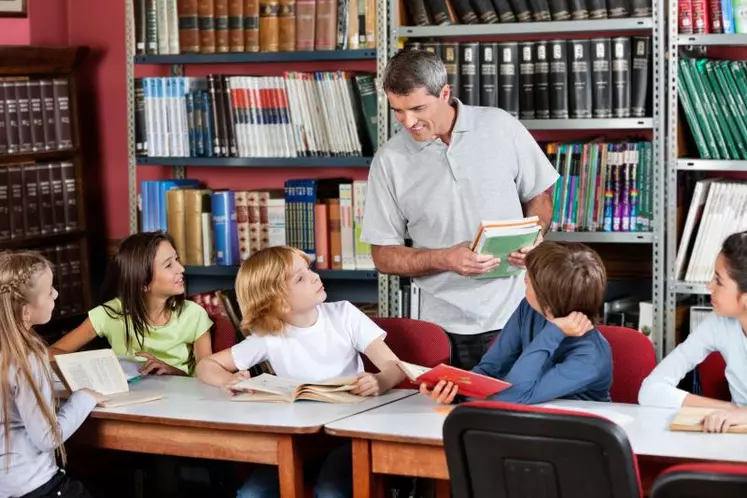 Cette réforme doit s’appliquer pour tous les établissements scolaires publics en France à la rentrée 2014/2015.