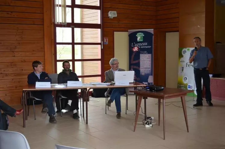 Les adhérents de la coopérative Copagno avaient rendez-vous à Saint-Beauzire en Haute-Loire pour suivre l’assemblée générale.