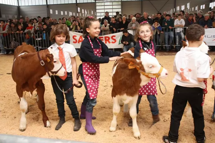 De plus en plus d’enfants souhaitent participer au défilé de l’avenir. Un moment très apprécié par le public.