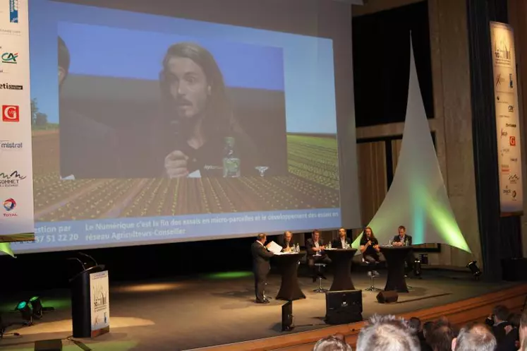 La 10ème convention nationale des agroéquipements a fait place à un large débat sur la numérisation des exploitations et ses conséquences pour la filière machinisme.