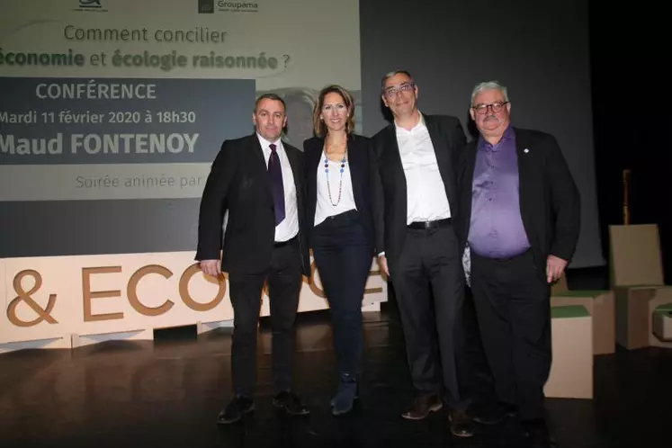 Maud Fontenoy avec les présidents des trois Chambres consulaires, juste avant la conférence.