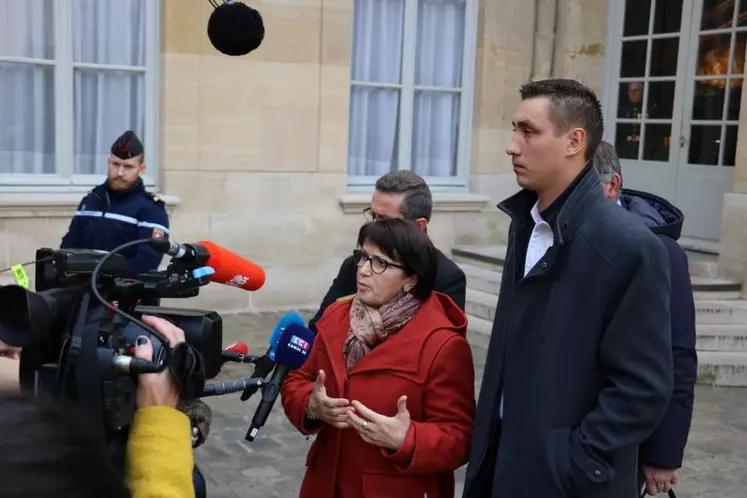 Séance avec la Presse au sortir du rendez-vous avec le Premier minsitre.