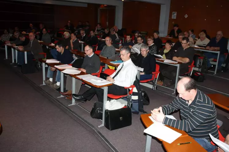 La coopérative et l'association des veaux des Monts du Velay-Forez ont fait salle comble le 10 février au Puy-en-Velay.