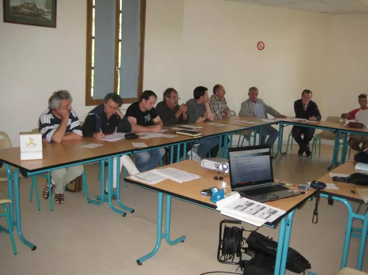 Les associés réunis en assemblée générale.