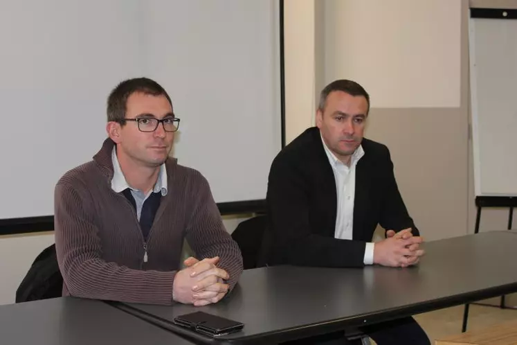 Anthony Fayolle et Yannick Fialip présidents respectivement de JA43 et FDSEA, invitent les candidats aux élections législatives à une rencontre sur le terrain avec les agriculteurs et agricultrices.