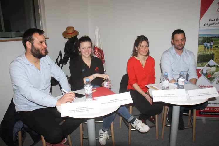 Une assemblée générale au programme chargé qui s'est tenue dans les locaux du Crédit Agricole  Loire Haute-Loire.