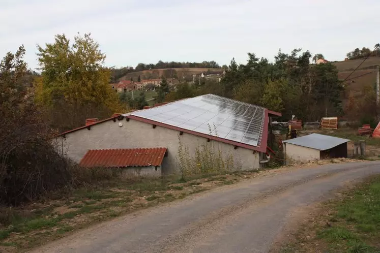 Un associé de Gaec peut exercer des activités extérieures, ceci dans le respect de la réglementation. 