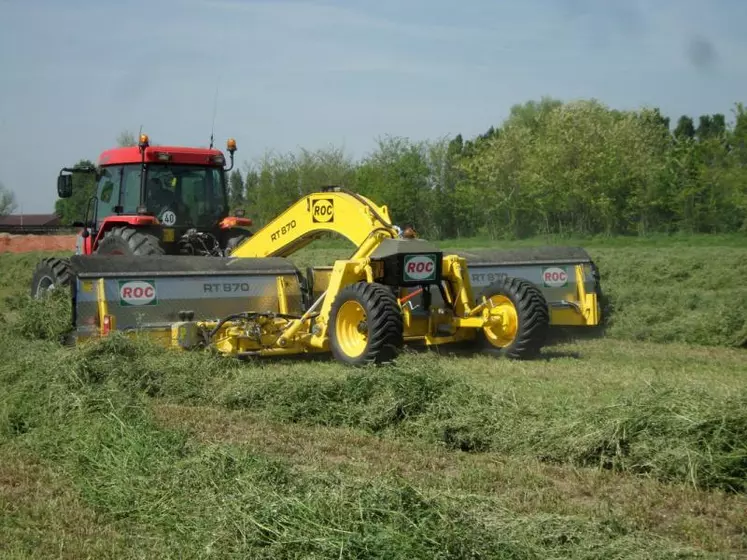 Cette expérimentation est organisée par la Chambre d’Agriculture en partenariat avec Haute-Loire Conseil Elevage et la FDCUMA.