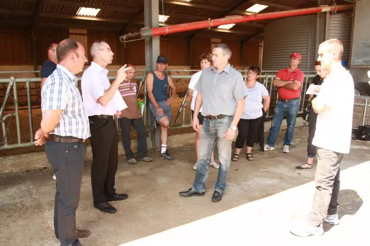 Joël Limouzin est venu mesurer l’étendue des pertes causées par la sécheresse en Haute-Loire.