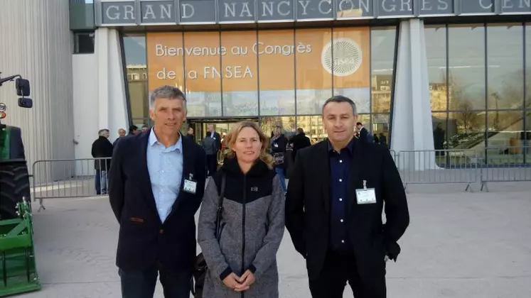 Aux côtés de Yannick Fialip, Fabienne Demars et Didier Hugoni.