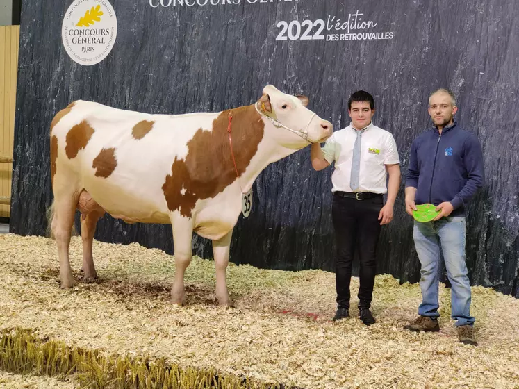 Option du Gaec du Lilas Blanc, 1ère de section SIA Paris 2022.