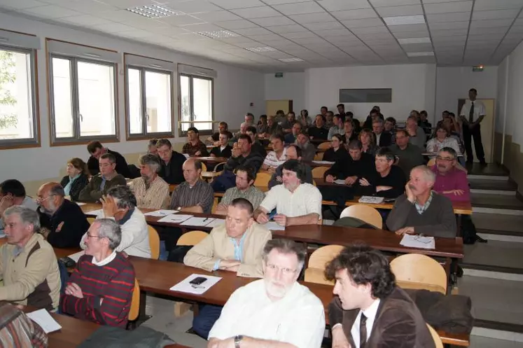 Les adhérents de Copagno réunis en assemblée générale la semaine dernière sur le site de Vetagro plus
de Clermont-Ferrand