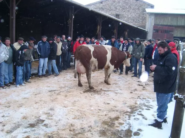 En visite dans la Loire pour l’assemblée générale du syndicat.