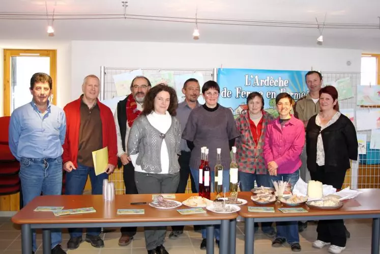 Elus du secteurs et participants s’étaient rassemblés, jeudi dernier, pour présenter l’opération et ses retombées.