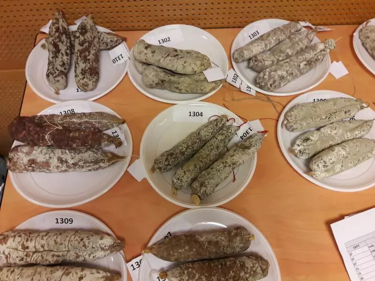 Les producteurs fermiers de Haute-Loire participaient
dans 17 catégories différentes.
