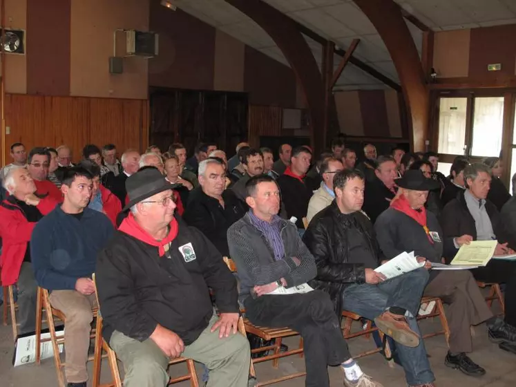 L’Association des éleveurs et la Maison du Fin Gras ont tenu leur assemblée générale respective le même jour au Lac d’Issarlès (07).