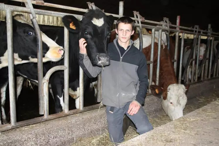 Mathieu Jouve, un jeune éleveur passionné par son métier.