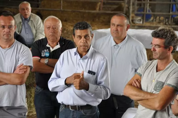 Xavier Beulin en visite, lundi, dans le Puy-de-Dôme.