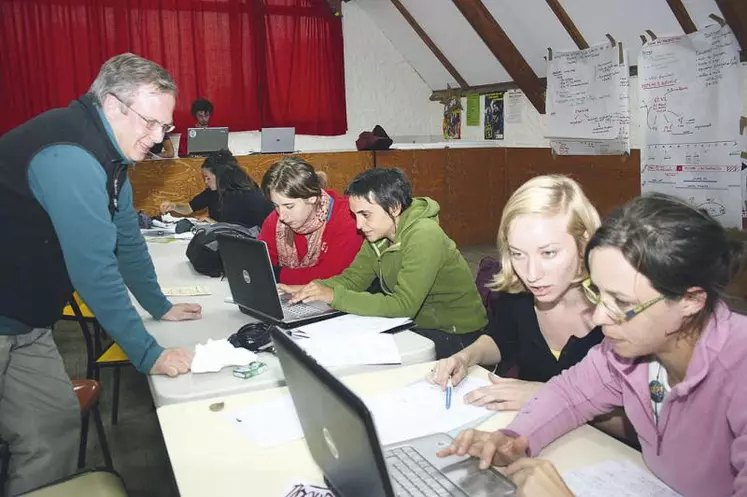 L’agriculture de Planèze sondée par les élèves ingénieurs.