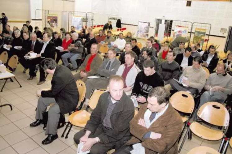 Le CER France Cantal en assemblée générale. A droite, Jean-Marc Delbos et Eric Minier, président et directeur.