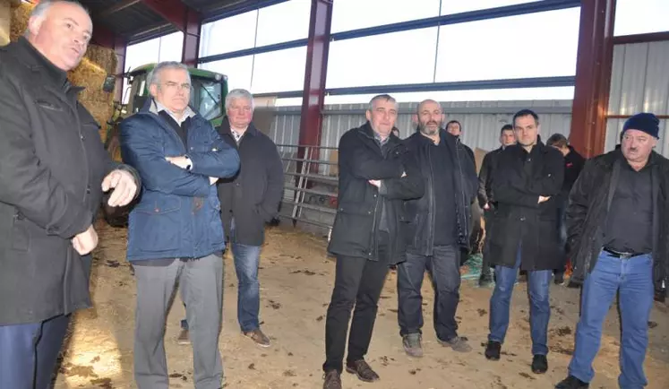 En Haute-Loire, visite de l’exploitation du Gaec de la Moutonade, située à Saint-Beauzire.