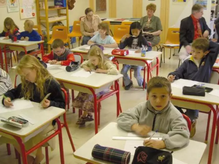 Dès la rentrée 2008, la semaine de primaire ne comptera plus que 24 heures, afin de proposer un appui aux élèves en difficulté.