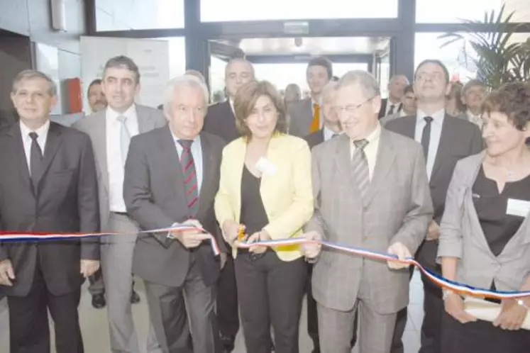 L’unité d’Aurillac inaugurée le 4 juillet est l’un des plus grands centres régionaux de l’Inra.