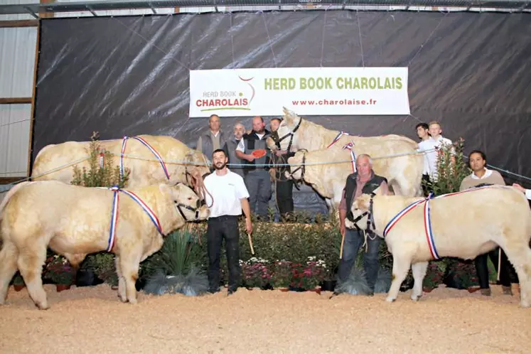 Les quatre Grands prix d’honneur sur un même podium à l’heure de la révélation du palmarès, samedi après-midi.