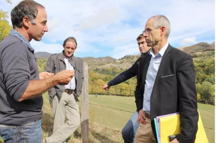 Joël Limouzin est venu à plusieurs reprises dans le Cantal sur le dossier sécheresse (ici) et rats taupiers (encadré).