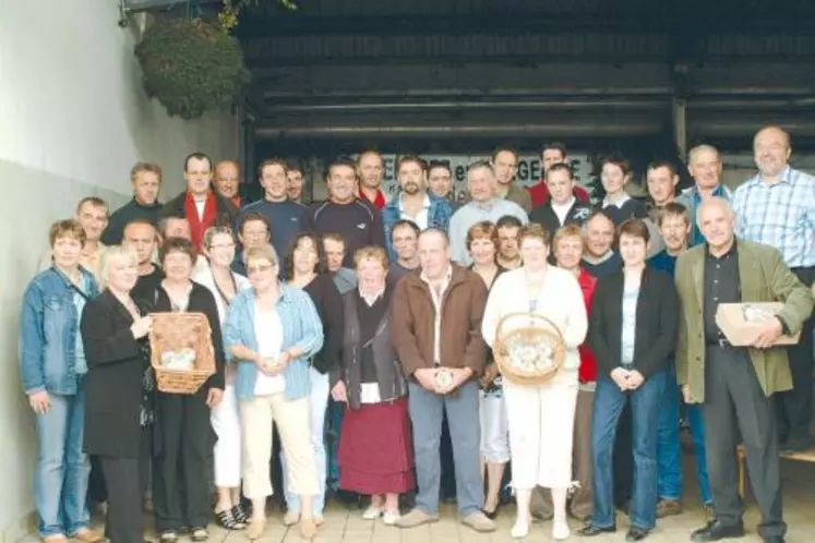 L’ouverture de la cave d’affinage : un évènement pour les producteurs de “l’artisou de Margeride”.